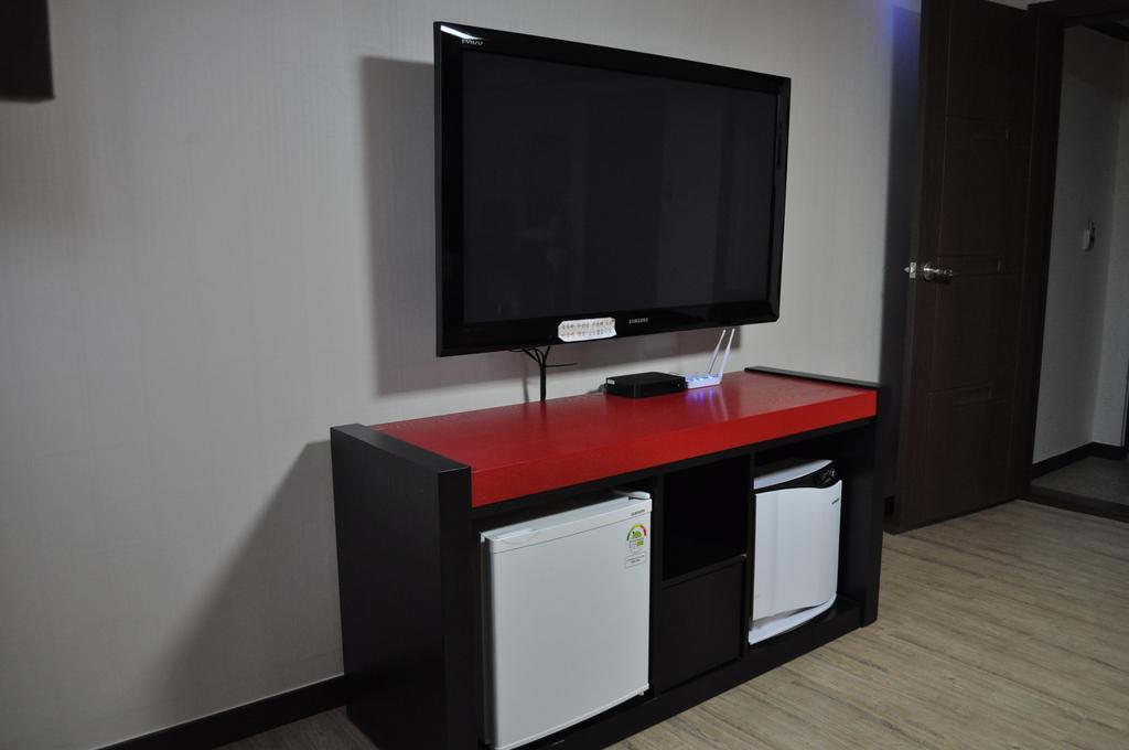 Goodstay Woosin Hotel جيونجو الغرفة الصورة