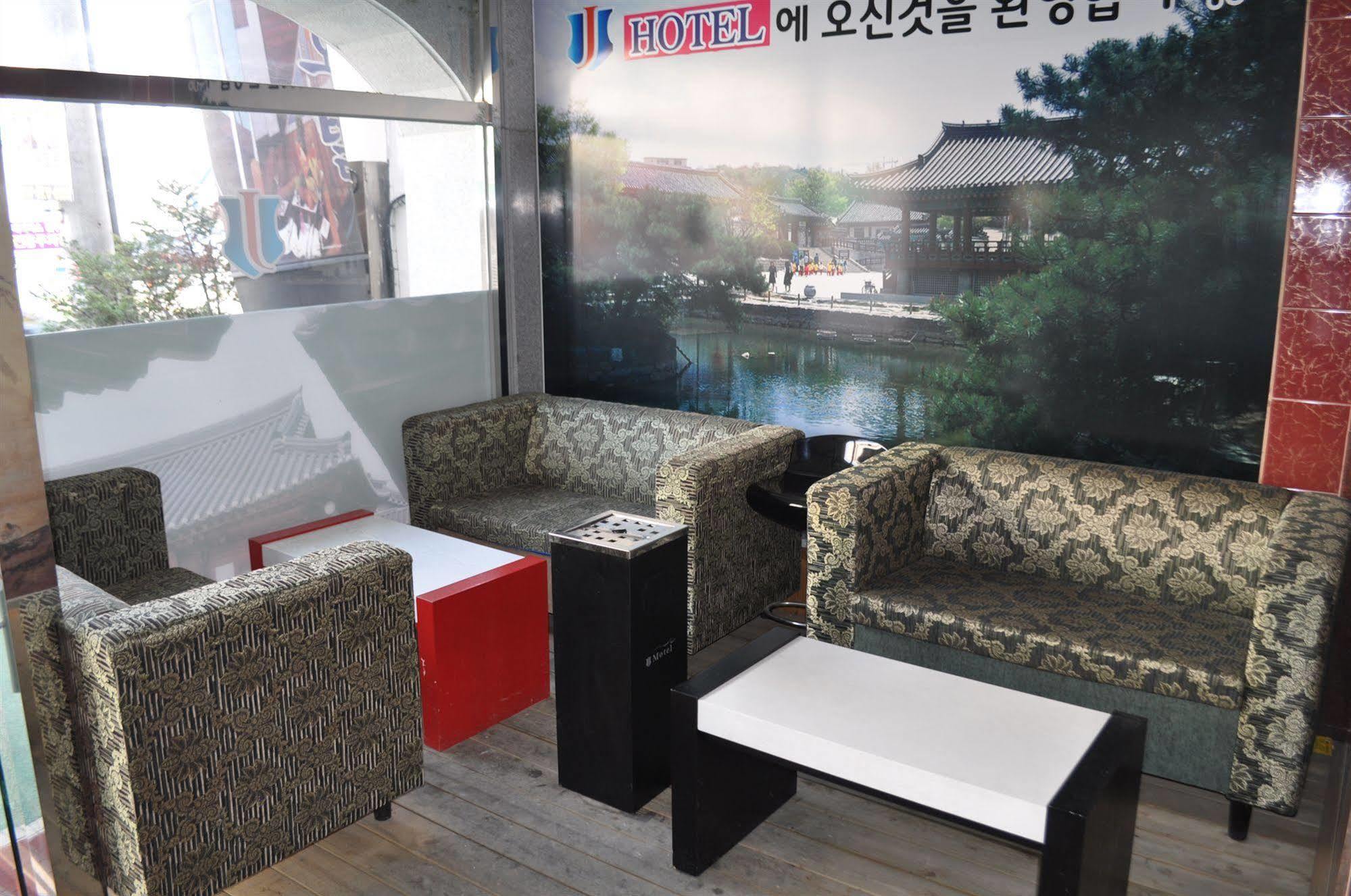 Goodstay Woosin Hotel جيونجو المظهر الخارجي الصورة